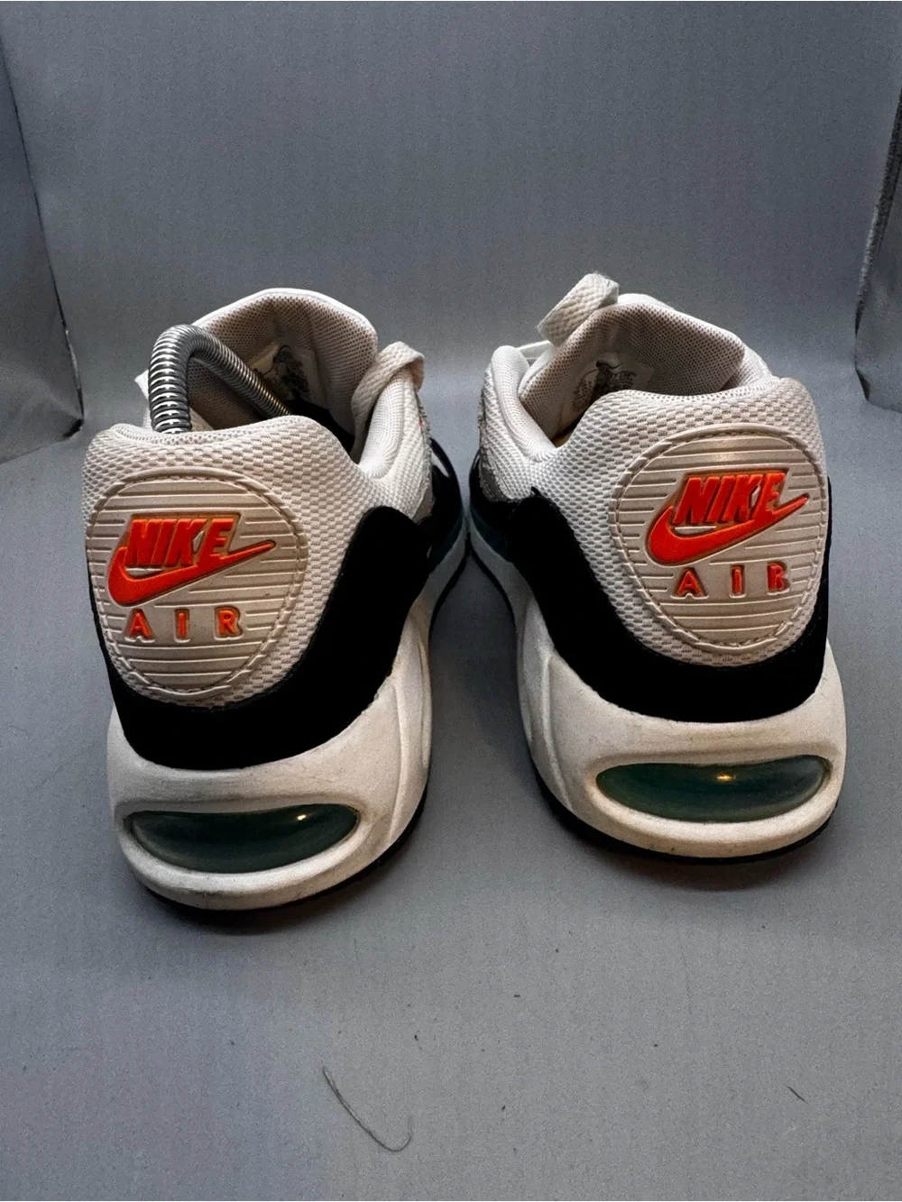 Size 9.5 Nike Air Max Correlate White Black Green Womens Shoes 511417-136